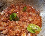 Foto langkah ke 3 dari resep Cumi Asin Sambal Tomat.