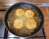Foto del paso 8 de la receta: Merluza con guarnición