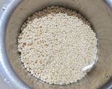 A picture of step 1 of Vada and coconut chutney.