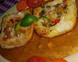 A picture of step 13 of Chilli paneer boat with gravy.