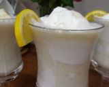 عکس مرحله 1 از دستور میلک شیک موزو عسل