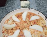 Foto del paso 3 de la receta: Pizza de pera y queso azul