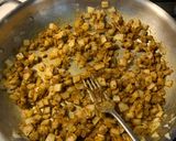A picture of step 2 of Shrimp Curry.