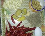 A picture of step 1 of Marwari Dry Garlic Chutney.