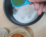 Foto del paso 1 de la receta: Caramelos de miel 🍯 🐝 del antiguo recetario de Té Sol ♥ una idea para regalar en Navidad 🎁