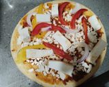 A picture of step 4 of Paneer Pizza.