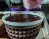 Foto langkah ke 3 dari resep Choco Strawberry Puding (1259).