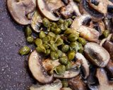 Foto del paso 2 de la receta: Spaghettis con portobellos y alcaparras