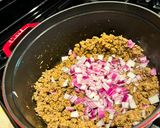 A picture of step 4 of Cheeseburger Macaroni.