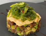Foto del paso 6 de la receta: Tartar de atún con mango y algas wakame 🥭🥢