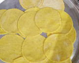 A picture of step 1 of Taco shell.