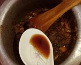 A picture of step 10 of Cookpad beef mince bread in pateela.