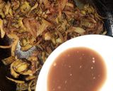 A picture of step 5 of Bitter gourd/karela stir-fry.
