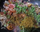 A picture of step 7 of Beetroot pomegranates fried rice.