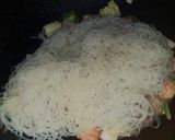 Foto langkah ke 3 dari resep Bihun ayam nyemek.