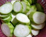 Hình bước làm 1 của món Canh cua mồng tơi