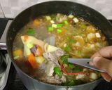 Foto langkah ke 3 dari resep Sup Iga Sapi.