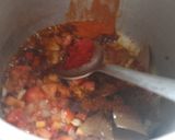 A picture of step 4 of Butter Chicken masala.