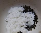 Foto langkah ke 2 dari resep Chicken Onigiri.