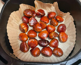 Foto del paso 2 de la receta: Castañas asadas con la freidora de aire