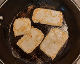 Foto del paso 3 de la receta: Nopales y queso panela asados con salsa verde