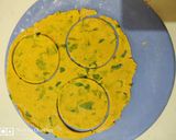 A picture of step 3 of Crispy Poori.