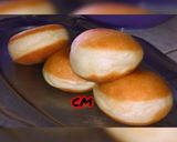 A picture of step 13 of Pillow Donuts.