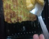 A picture of step 4 of Besan grill toast bread.