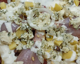 Foto del paso 1 de la receta: Muslitos de pollo al Roquefort con dátiles y zumo de naranja 🍗