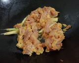 Foto langkah ke 3 dari resep Masakan daging babi bumbu serai.