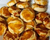 A picture of step 3 of Nan khatai.