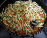Foto del paso 3 de la receta: Arroz yamaní salteado con vegetales con sabor oriental
