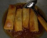 Foto langkah ke 8 dari resep Lumpia Isi Wortel Dan Jamur.