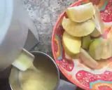 A picture of step 2 of Orange, Apple and Guava juice 🍎🍊.