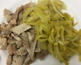 Foto langkah ke 2 dari resep Tumis daging b2 sayur asin (non halal).