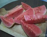 Foto langkah ke 1 dari resep Jus jambu biji merah.