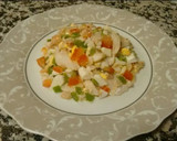 Foto del paso 4 de la receta: Ensalada de merluza con pimiento, tomate y huevo