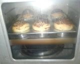 Foto langkah ke 3 dari resep Roti isi Coklat Motif Jamur.
