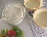 A picture of step 1 of Mini Rainbow Tomato & Hummus Tarts.