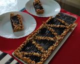 A picture of step 6 of Chocolate Praline Tart.