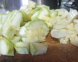Foto del paso 1 de la receta: Tortellini de 4 Quesos con salsa de calabacín, puerro y Lacón