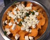 Une image de l'étape 5 de Melon charentais à la feta et menthe du jardin.