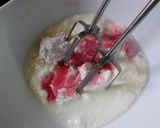A picture of step 1 of Rose Sweet Lassi.