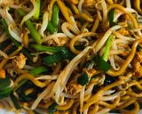 Foto langkah ke 8 dari resep Mie goreng basah.