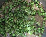 A picture of step 2 of Peas Pulao.