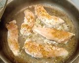 Foto del paso 3 de la receta: Fritos de acelga y choclo con pollo