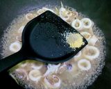 Foto langkah ke 6 dari resep Tumis Brokoli Cumi.