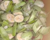 Foto langkah ke 1 dari resep Gulai Pisang.