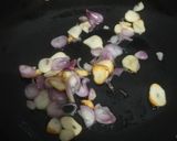 Foto langkah ke 3 dari resep 1029. Oseng Daun dan Bunga Pepaya.