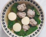 รูปขั้นตอนการทำที่ 2 ของ "แกงจืดตำลึงเต้าหู้ไข่หมูสับ" 🌿🐷🥣